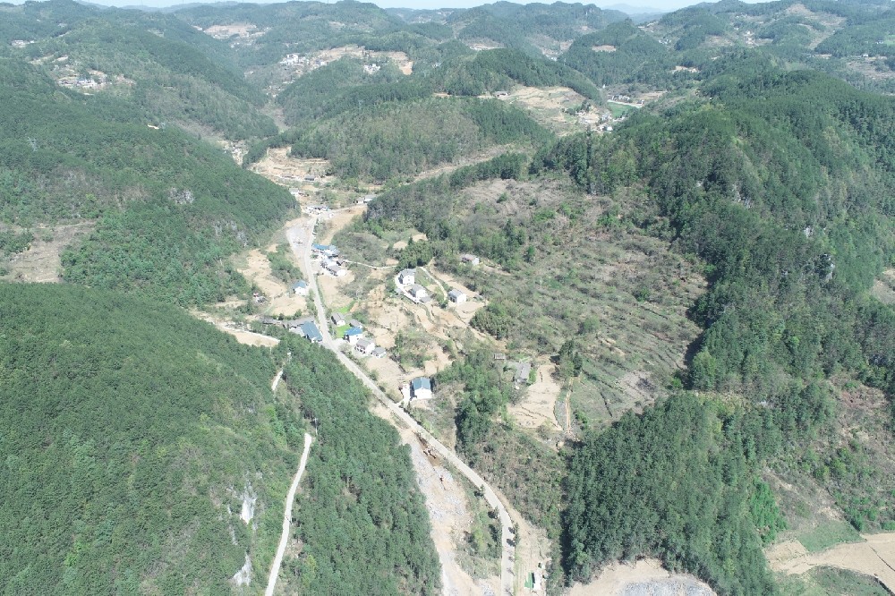 路愈寬,景愈明,可待漫慢行——朝天區(qū)曾家鎮(zhèn)(曾家場鎮(zhèn)至榮樂養(yǎng)生谷)段道路改建工程建設(shè)側(cè)記